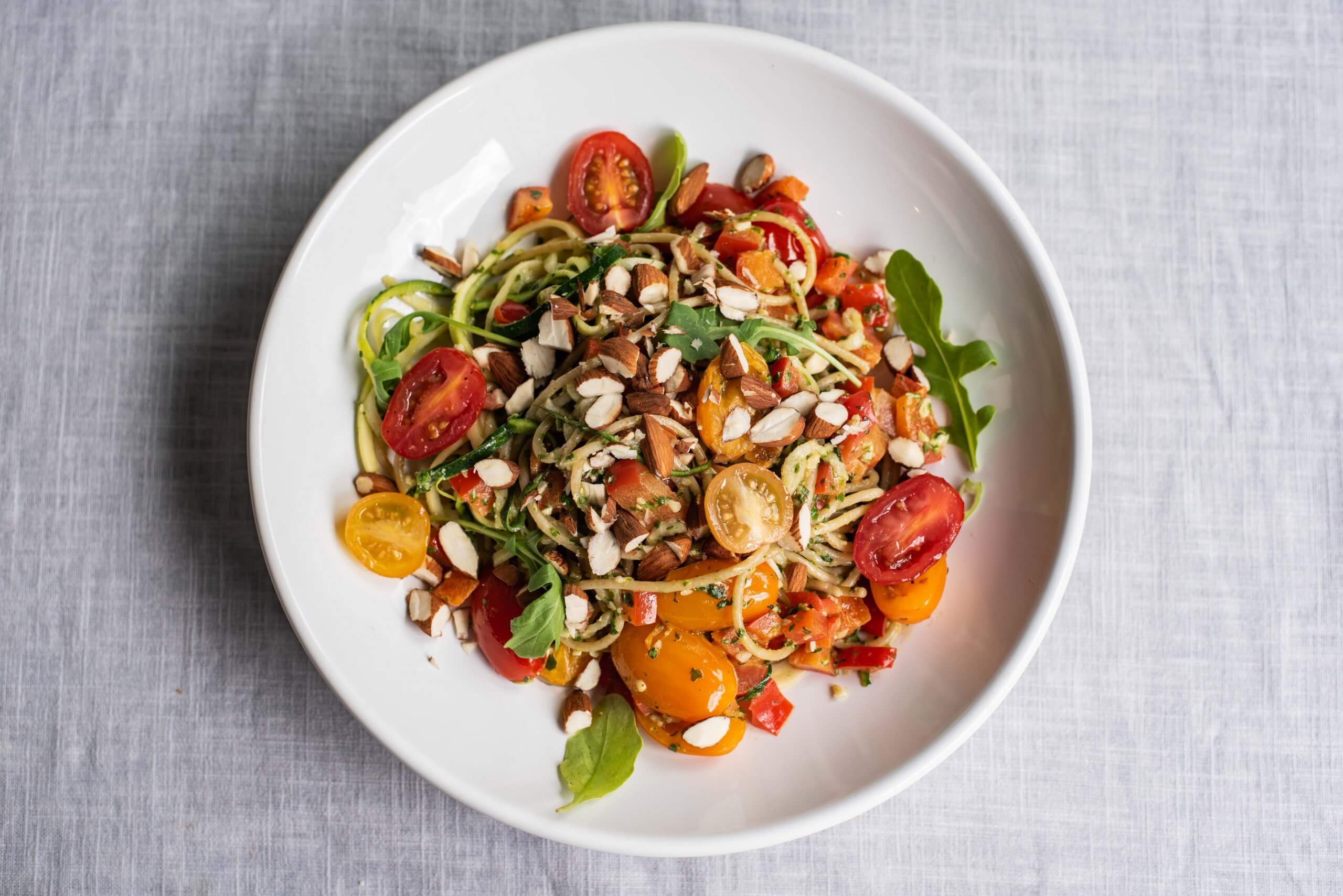 Courgette pasta pesto