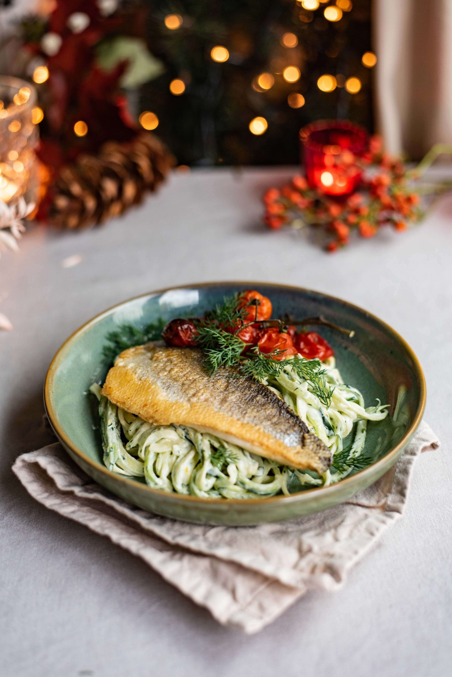 Dorade op courgettepasta met roomsaus