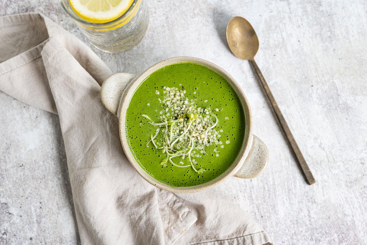 Kiwi-zeewiersmoothiebowl