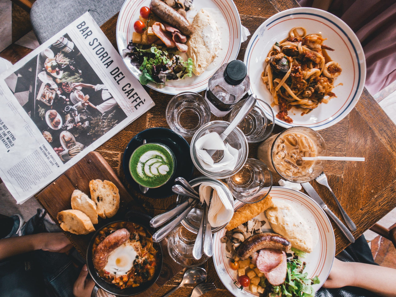 Drinken tijdens het eten: is dat goed of slecht?